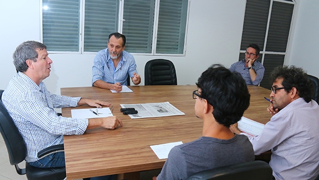 Candidato a prefeito de Itumbiara, José Gomes: “Não vou criar guarda municipal na cidade, pois tenho de me preocupar é com a educação, alimentação e transporte das crianças, com infraestrutura” | Foto: Fernando Leite/ Jornal Opção