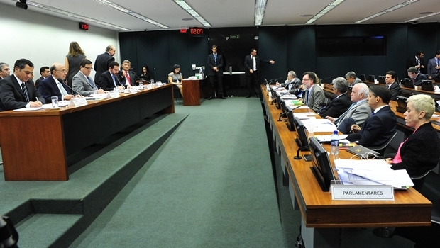 Reunião para análise da PEC 241/16 | Foto: Luis Macedo
