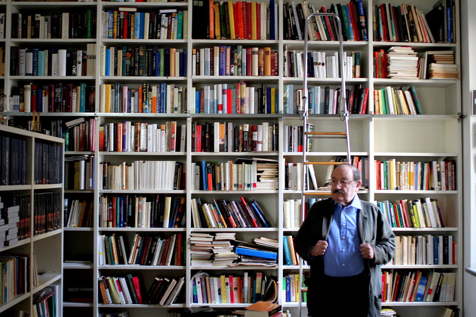 Umberto Eco: semiólogo, crítico e escritor italiano