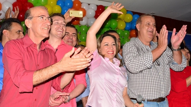 Adriana Accorsi durante convenção que oficializou sua candidatura | Foto: reprodução/ Facebook 