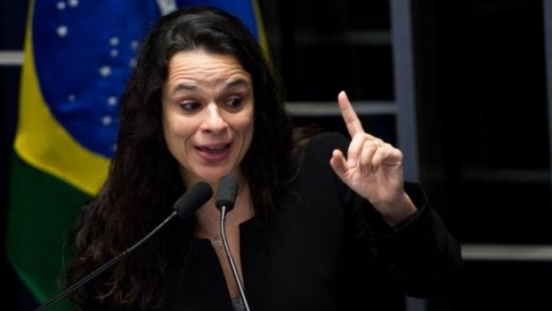 Advogada de acusação, Janaína Paschoal, fala durante o quinto dia do julgamento final do processo de impeachment da presidenta afastada, Dilma Rousseff, no Senado Federal | Marcelo Camargo/Agência Brasil