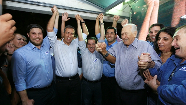 Tucanos e socialistas comemoram aliança: Vanderlan Cardoso ganha aliados de peso com os quais nunca contou em duas eleições para o governo | Foto: André Saddi