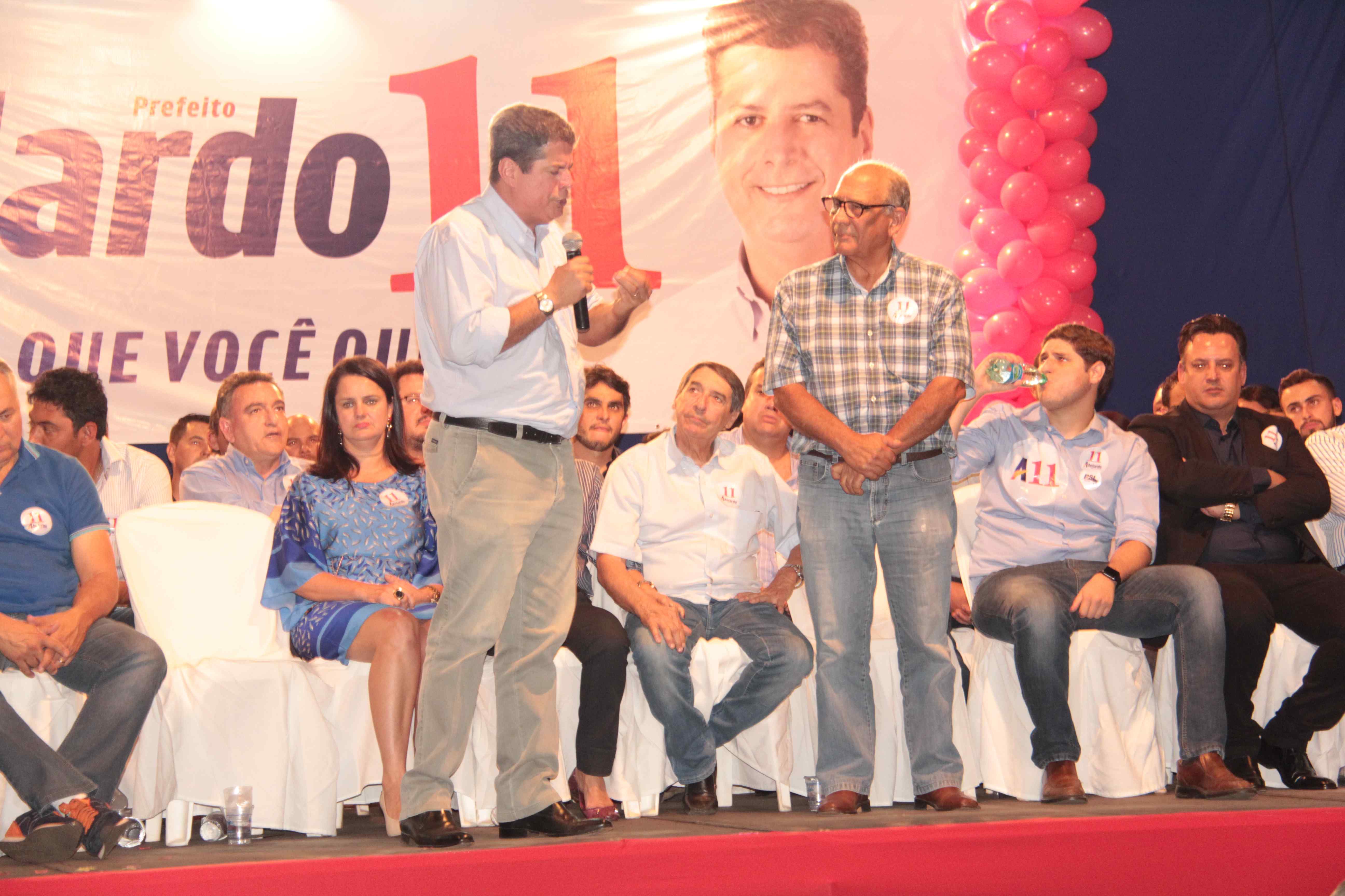 Abelardo Vaz 45