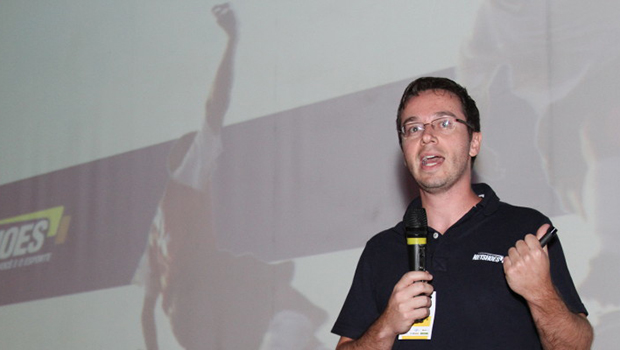 Palestrante Renato Mendes vem falar sobre a Netshoes, uma empresa de fundo de quintal que se tornou referência mundial no comércio pela internet | Foto: Divulgação