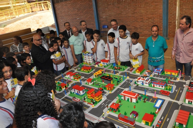 Alunos da rede estadual de ensino participam do programa "Detranzinho", em Goiânia | Foto: Divulgação/Detran-GO