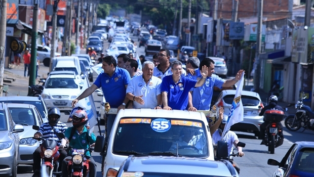 Francisco Jr. e Vilmar Rocha em carreata | Foto: Rafael Batista 