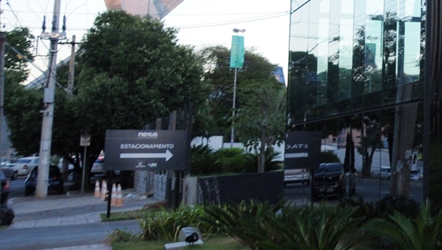 Nesta foto do fotógrafo Renan Accioly do começo deste ano mostra como eram as árvores