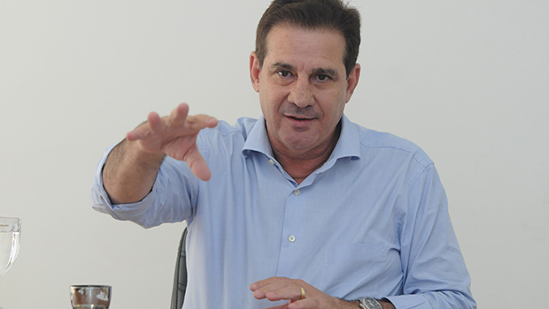Vanderlan Cardoso: o candidato do PSB a prefeito de Goiânia pode fazer aquilo que o vilelismo não ousa fazer — aposentar, de vez, o decano peemedebista Iris Rezende; e, se o fizer, fortalece os dois Vilelas