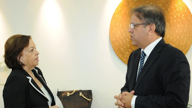 Reitora Isabel Auler e o governador Marcelo Miranda: próximo passo será buscar recursos para as obras físicas  