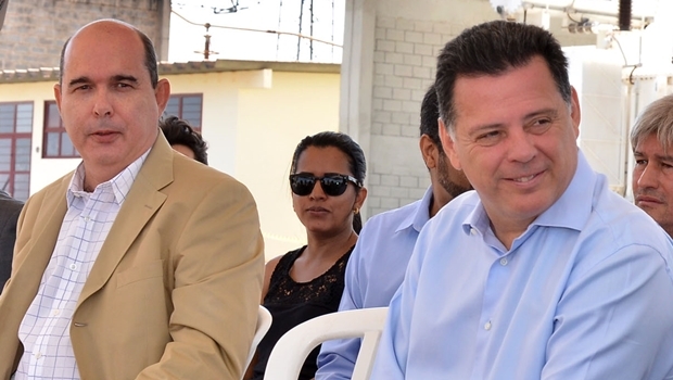 Fernando Navarrete e o governador | Foto:  Eduardo Ferreira