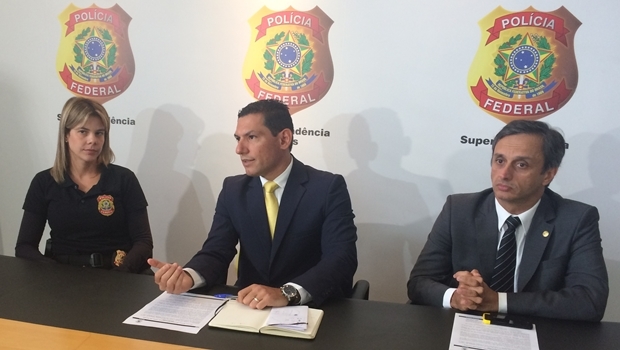 Delegada Marcela Vicente, cehfe da Delegacia de Combate à Crimes Previdenciários da PF, Umberto Ramos Rodrigues, superintendente da PF em Goiás e Marcelo Ávila, chefe da Assessoria de Pesquisa Estratégica do Ministério da Previdência Social | Foto: Larissa Quixabeira/Jornal Opção 