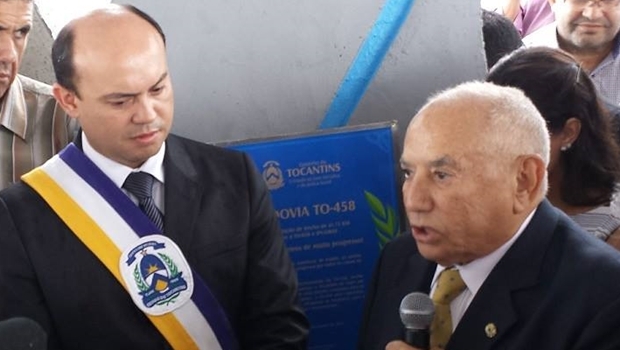 Sandoval Cardoso e Siqueira Campos durante entrega em 2014 | Foto: governo do Tocantins 