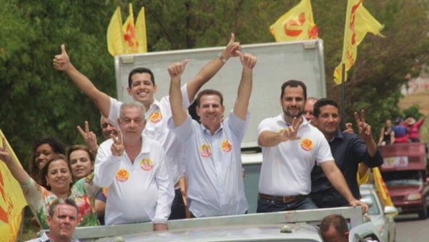 Vanderlan durante carreata neste sábado (1º/10)