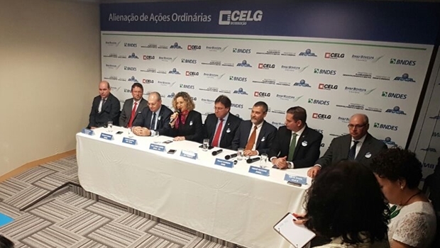 Secretária de Goiás Ana Carla Abrão durante coletiva em São Paulo 