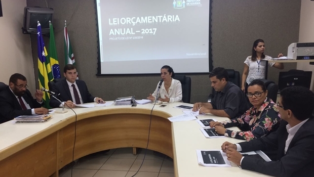 Audiência Pública que discute a Lei Orçamentária Anual de 2017 | Foto: Larissa Quixabeira