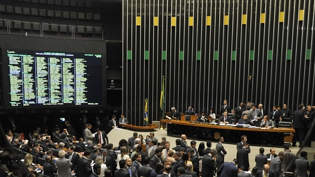 Sessão de votação do projeto e alterações foi encerrada apenas às 4h18 da manhã | Foto: Luis Macedo / Câmara dos Deputados