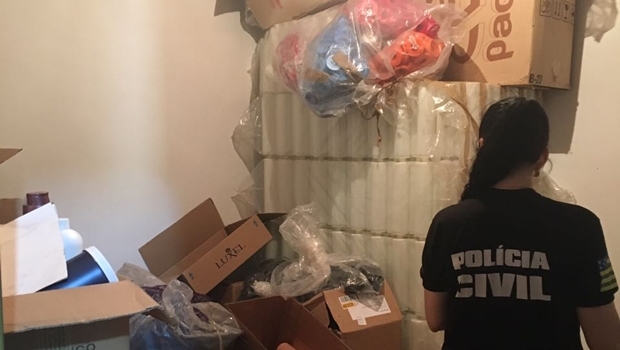 Distribuidora não tinha nenhum alvará de funcionamento | Foto: Polícia Civil