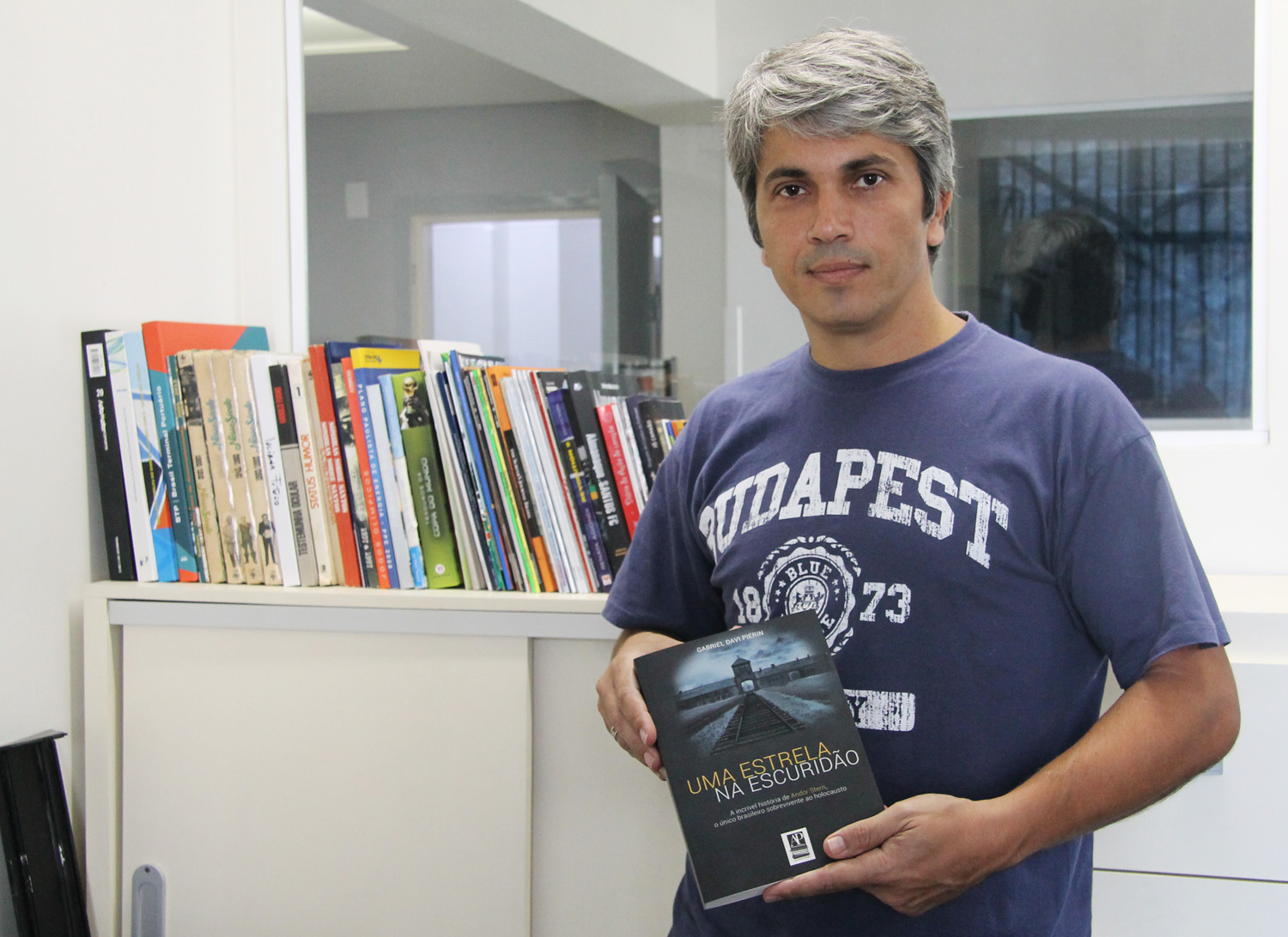 Gabriel Davi Pierin: o historiador é autor de um livro doloroso e esclarecedor