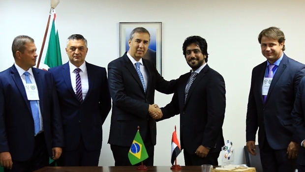 Vice-governador e titular da SSPAP se reúne com o CEO Hamad Al Almeri e representantes da Caracal International | Foto: Wildes Barbosa