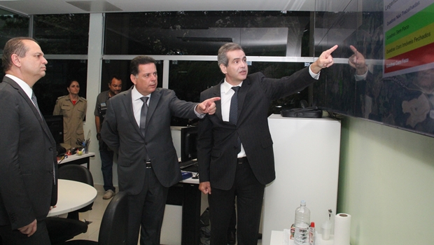 Marconi e Leonardo Vilela apresentam Conecta SUS para ministro Ricardo Barros | Foto: Humberto Silva