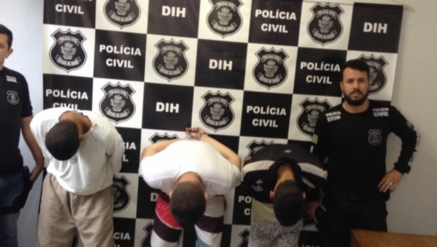 Polícia apresentou suspeitos nesta terça-feira (22) | Foto: Reprodução