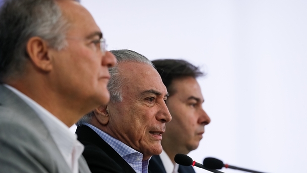 Presidentes Renan Calheiros, Michel Temer e Rodrigo Maia | Foto: Beto Barata/ PR