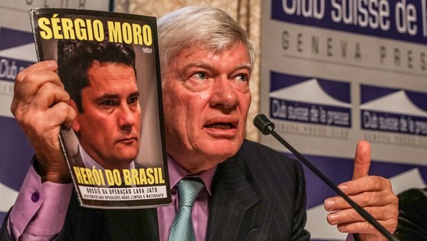 Vale tentar achar alguma justificativa para o telefone de um de seus advogados (foto) ter sido grampeado ou a interceptação de suas conversas e as de sua esposa ter sido tornada pública? | Foto: Ricardo Stuckert/Instituto Lula