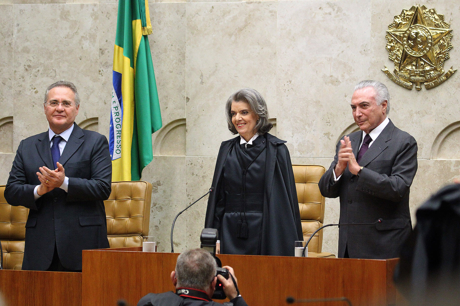 Renan Calheiros, Cármen Lúcia e Michel Temer: mantida a independência dos poderes e a estabilidade das instituições | Foto: Agência do Governo de Brasília