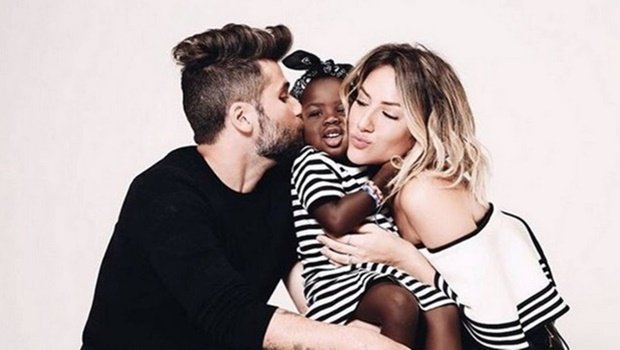 Criança foi alvo de racismo depois que a mãe postou foto da família em rede social | Foto: Reprodução Instagram
