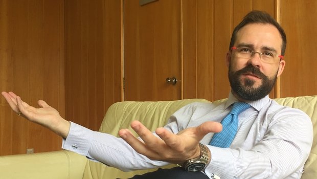 Presidente Lúcio Flávio de Paiva Siqueira recebeu o repórter Alexandre Parrode na sede da OAB-GO 