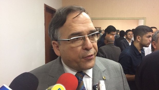 "Estamos todos no mesmo barco", diz Sandro Mabel | Larissa Quixabeira / Jornal Opção