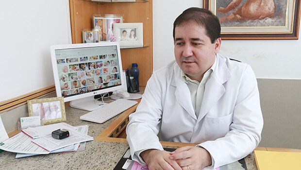 Médico e professor da UFG Washington Ferreira Rios: “Não acredito que os médicos serão coniventes em interromper a gravidez de um feto saudável” | Foto: Fernando Leite/Jornal Opção