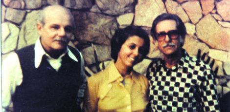 Osman Lins com o casal Lêda Alves e Hermilo Borba Filho