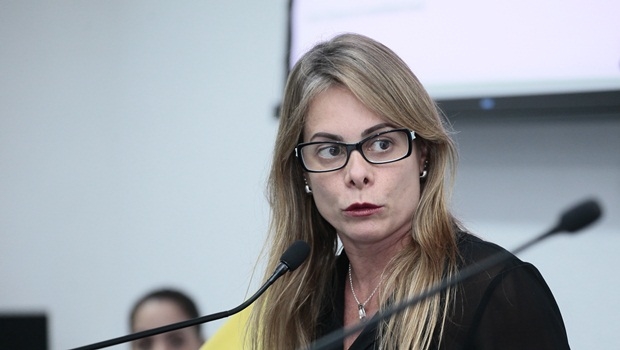 Governo não especifica para pagamento de abril, mas garante cumprir vencimento