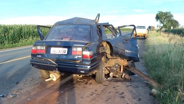 Mãe e filhas morrem após colisão entre automóvel e caminhão na BR 364_Jornal Opção