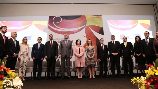 Dodge defende maior equidade de gênero no Sistema Judiciário