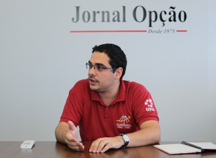 Rafael Santucci, astronomia UFG