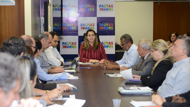 Cinthia Barcelos anuncia reforma administrativa
