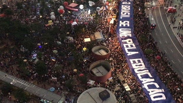 educação protestos