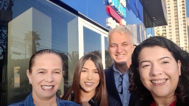 Flávia Vinhal, Josiane Coutinho, Marcos Cipriano e Clênia Marques: equipe da BandNews Goiânia | Foto: Facebook