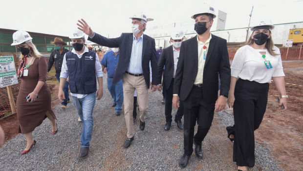 Caiado visita Hetrin