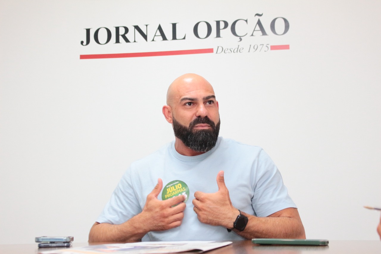 candidato-pro-armas-armamento-ditadura-brasil