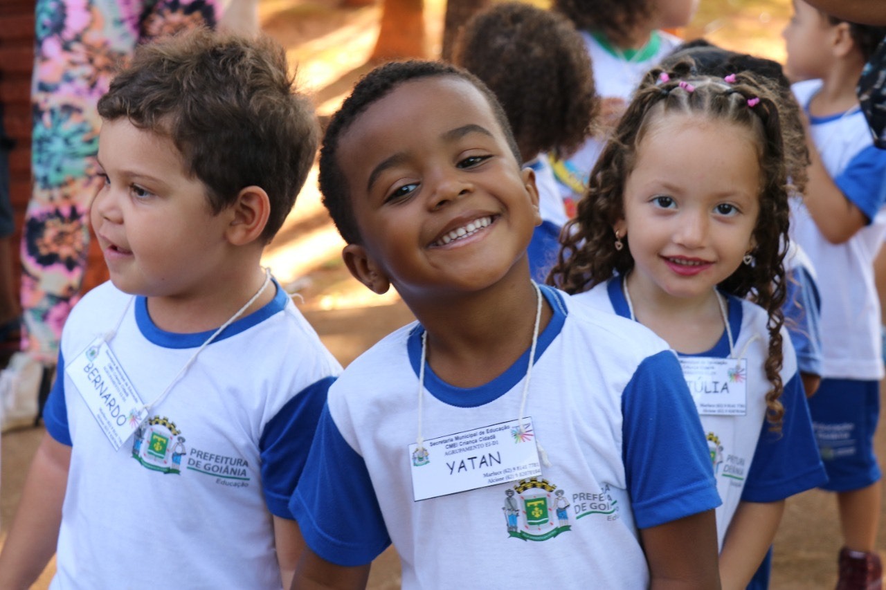 Alunos-cmeis-escola