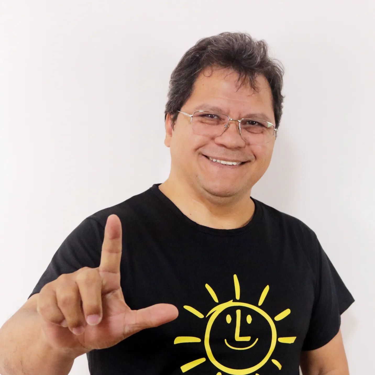 Presidente do PSOL, Humberto Chaves, confirmou que pretende disputar as próximas eleições no município | Foto: divulgação/Instagram