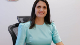 Vivian Naves