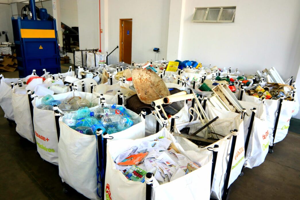 Caldas Novas começa a coletar material reciclável | Foto: divulgação