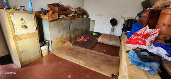 Alojamento onde ficavam os trabalhadores foi interditado | Foto: MPT-GO