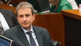 Doleiro Alberto Youssef na CPI da Petrobrás durante acareação com o ex-diretor de Abastecimento da Petrobras Paulo Roberto Costa (Fabio Rodrigues Pozzebom/Agência Brasil)