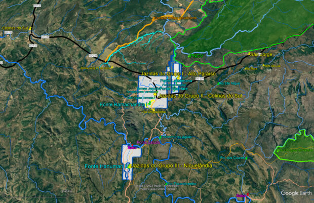 Localização dos três grupos de jazidas de águas quentes identificadas nas Pesquisas do 
Projeto Termais Chapada dos Veadeiros na divisa dos municípios de Colinas do Sul, Alto Paraíso e Niquelândia

