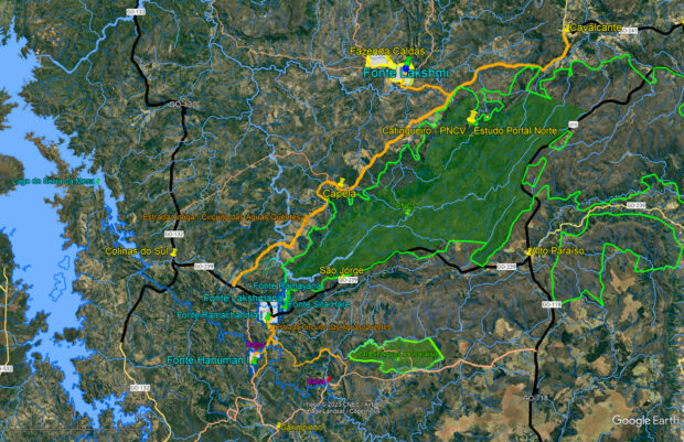 Linha da estrada antiga: São Jorge/GO-239-Povoado de Capela-Cavalcante